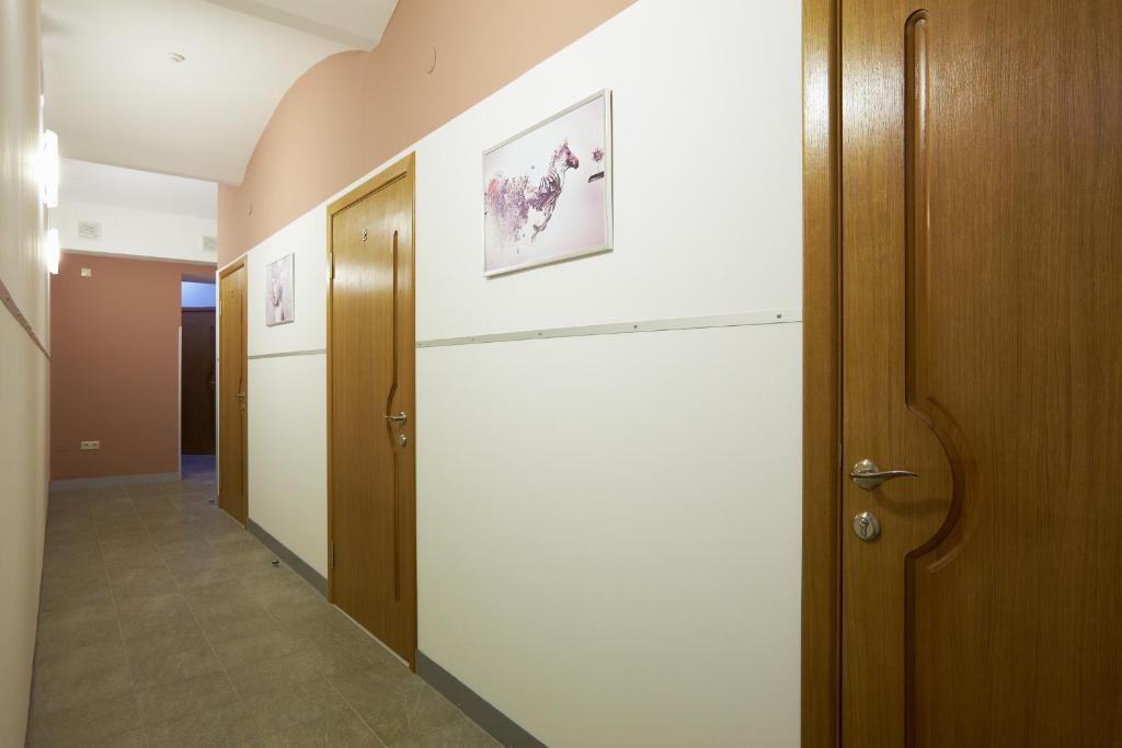 Apart Comfort Plus Hostel Lviv Exterior photo